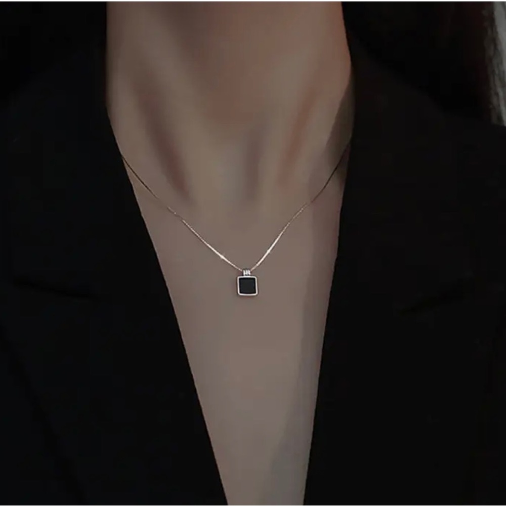Onix Pendant. An Elegant Combination To Stand Out… - image 3